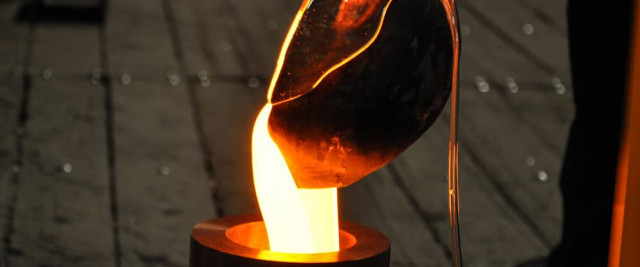 BueroFamos CAST glass pendant for FILUMEN Making