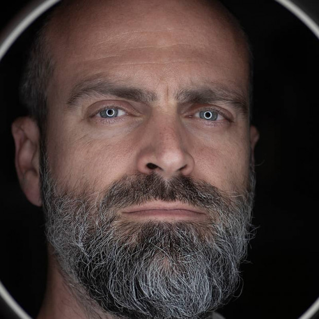 Benjamin 02 square800x800s