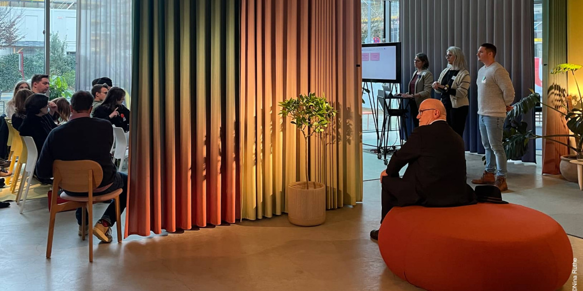 20231125mv pic1600x800nina 3s