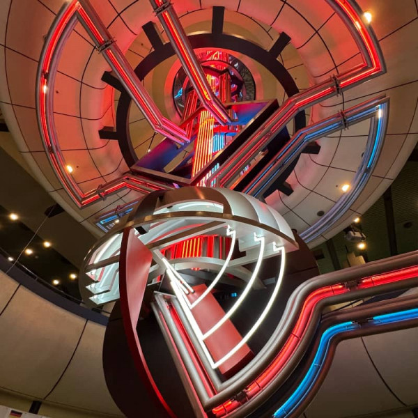 2025 FORM FUTURE V1 800x800 KarstenHenze 2 v2