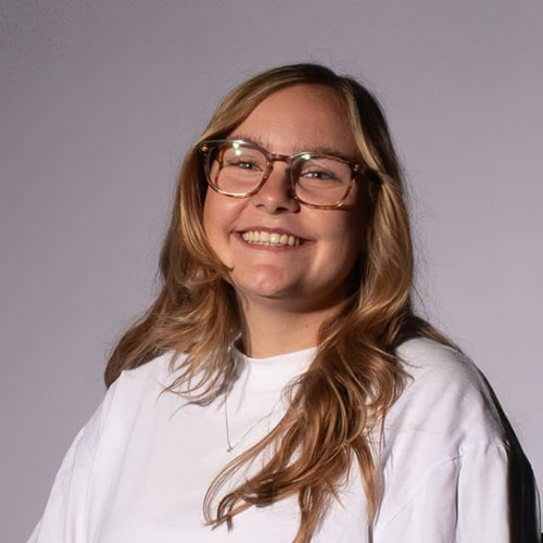 JulikaSchwarz544x544s