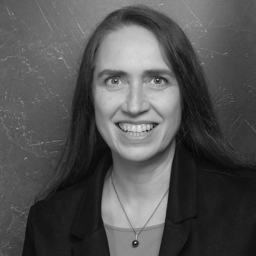 20240901christina sieghart800x800sw s v2